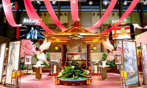 绝美coser抢眼！西山居《剑侠世界3》CJ国风展台爆红