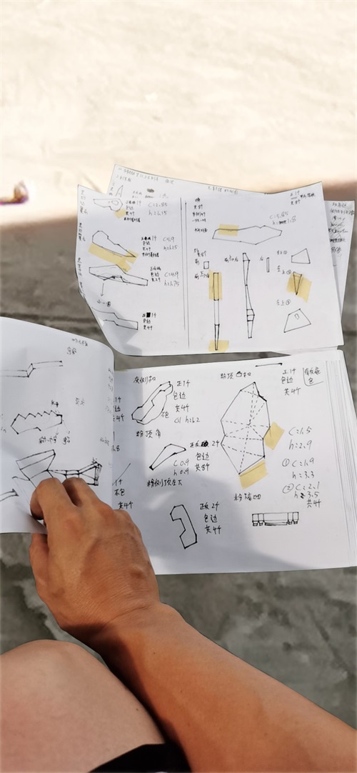 《终末阵线：伊诺贝塔》神秘守护者揭晓，4.5米巨型机甲震撼来袭！